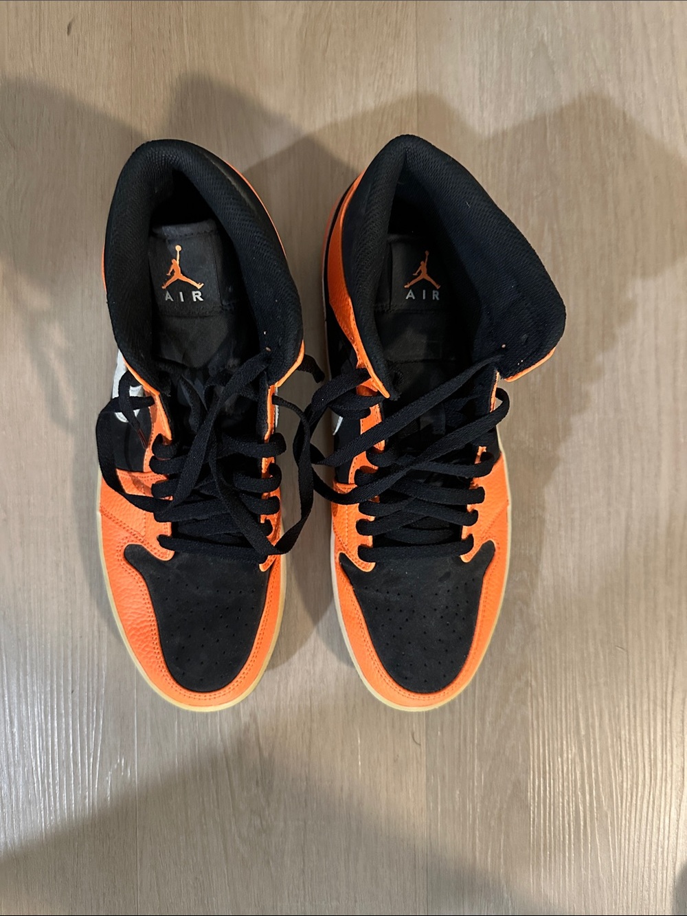 Nike Air Jordan 1 Mid Orange & Black with White Swoosh - Picture 2 of 4
